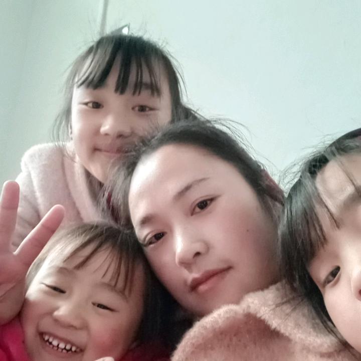 皇利利