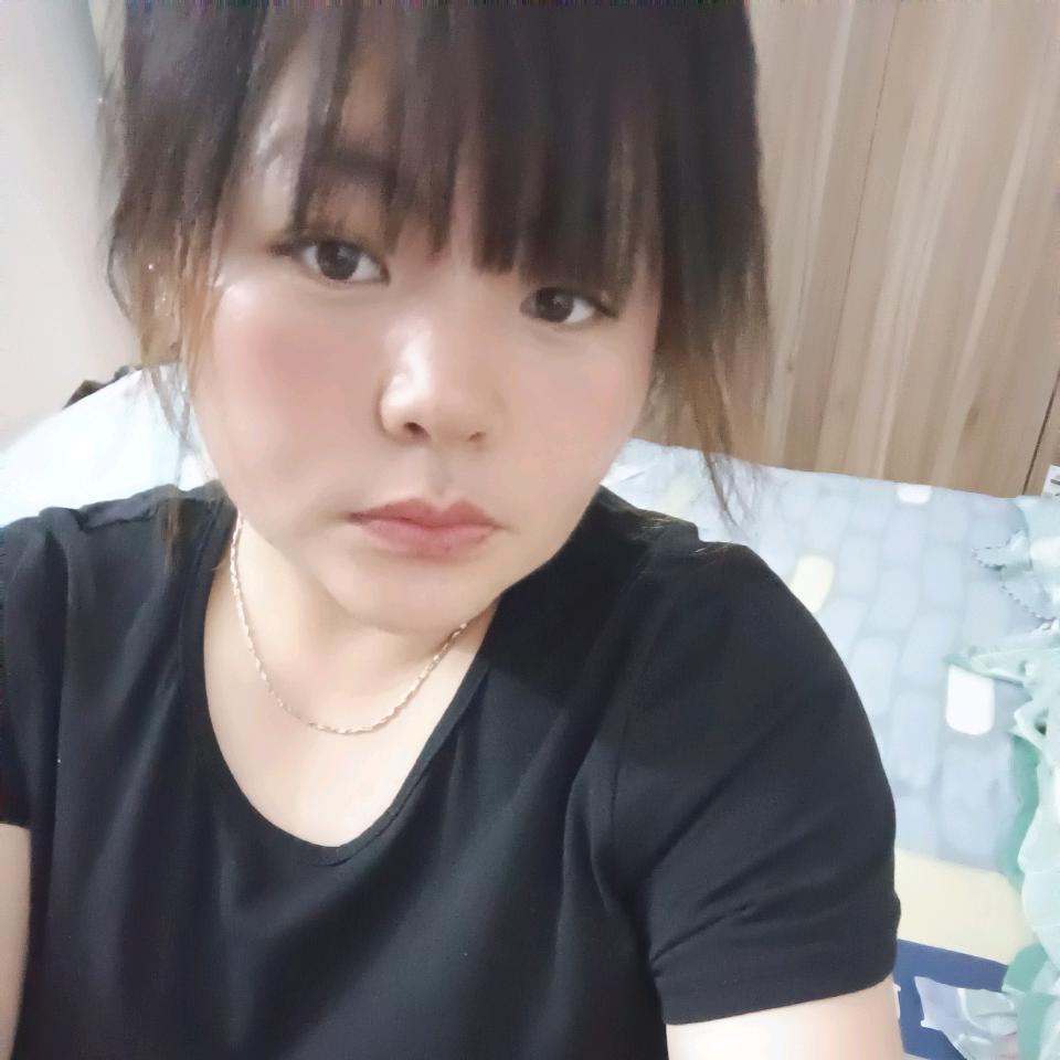 揉你脸蛋.