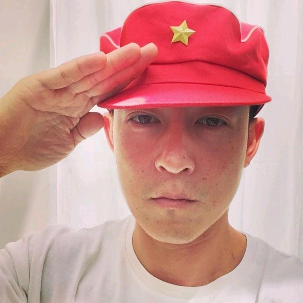 嘘！ 低调`
