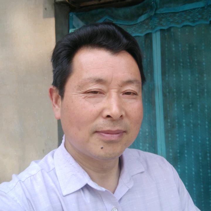 上善若水，厚德载物