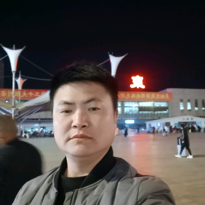 爱钓鱼的卤菜哥