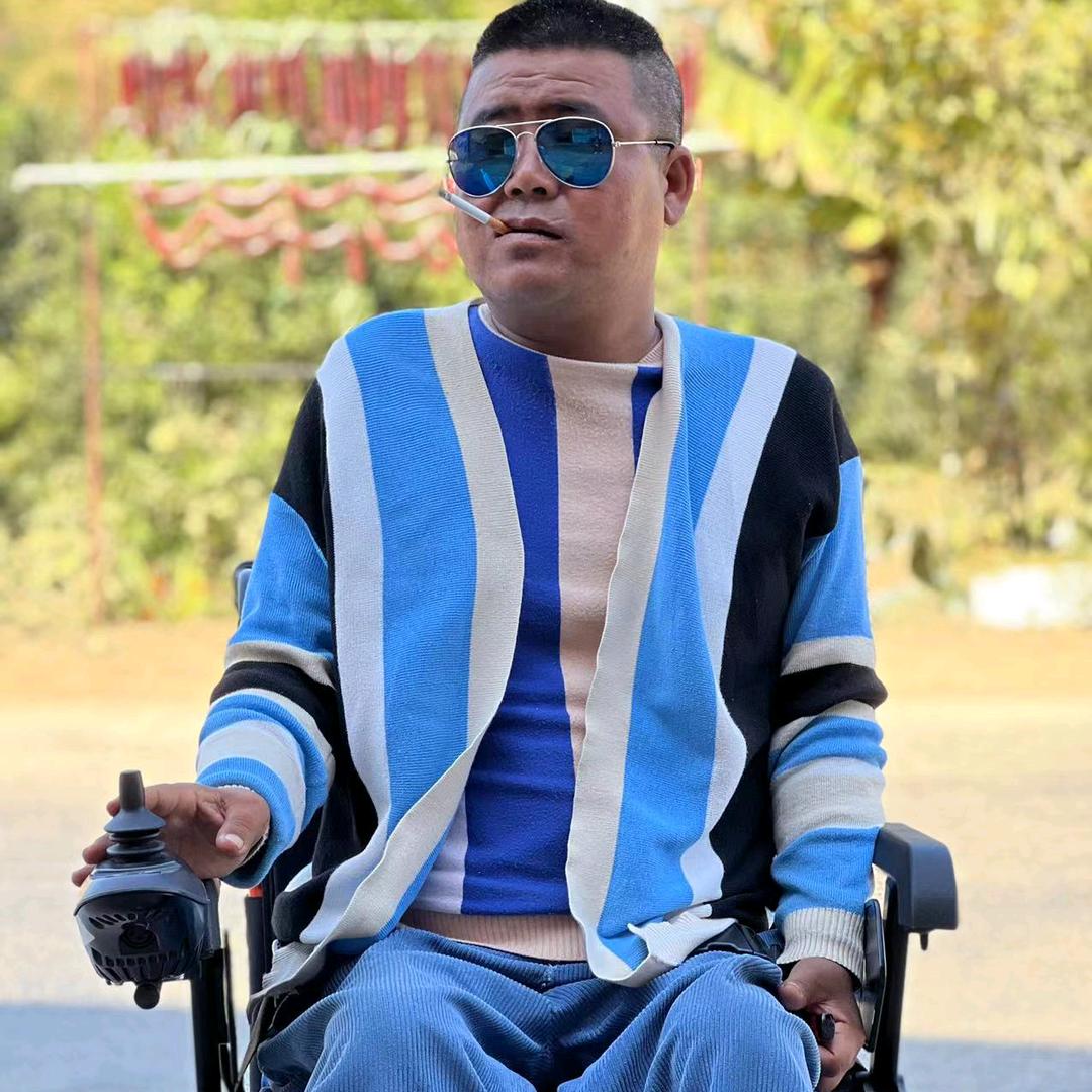 彩靠农资人小富