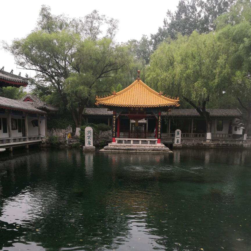 英姿飒爽