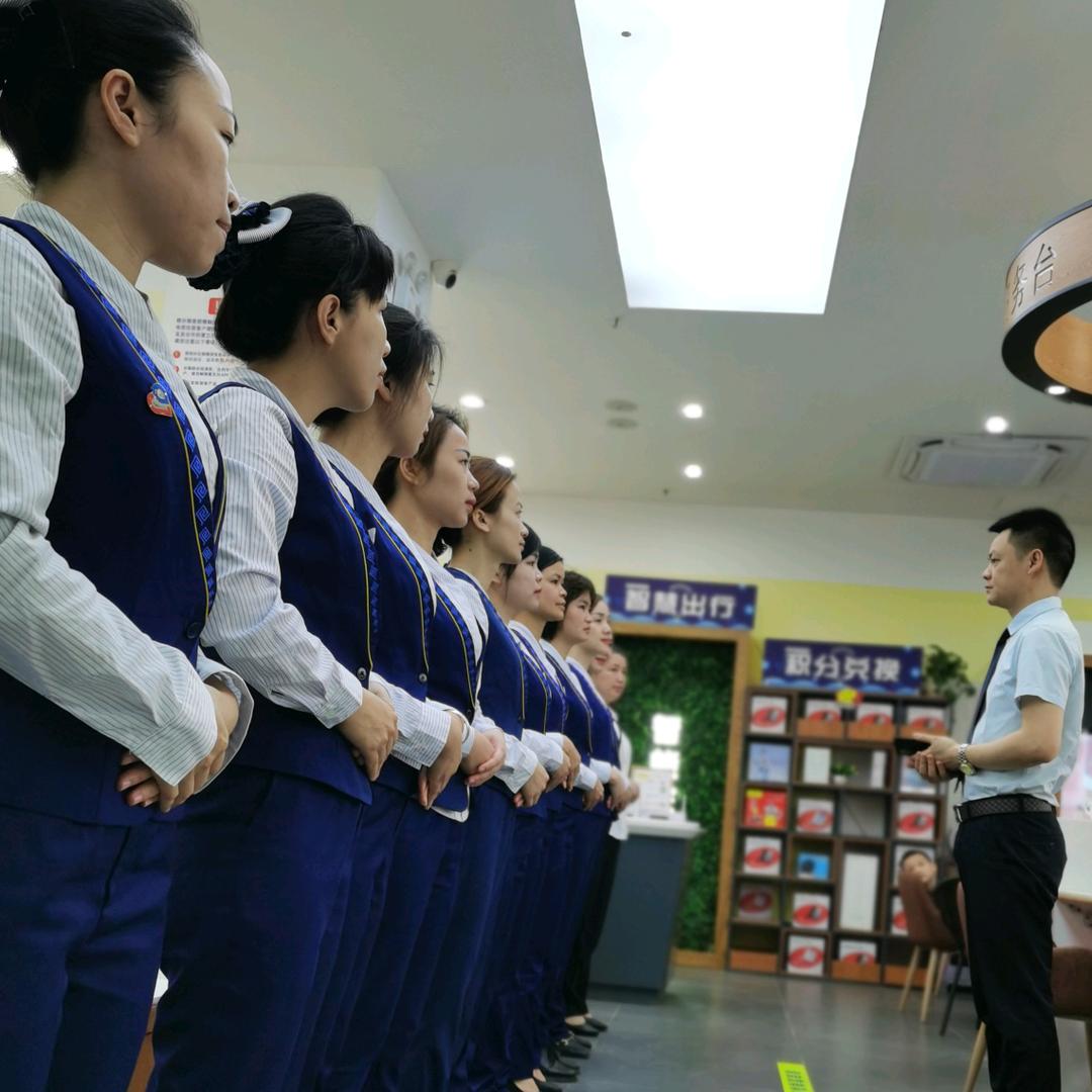 东兰县曲江路电信营业厅