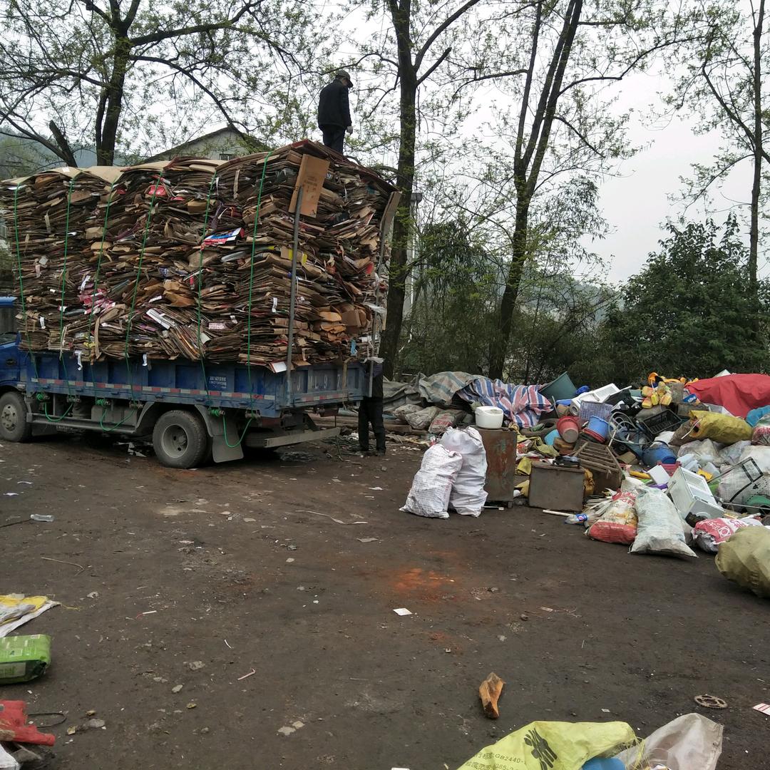 大量收购废铁品