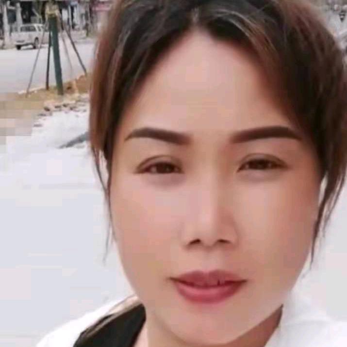 容容