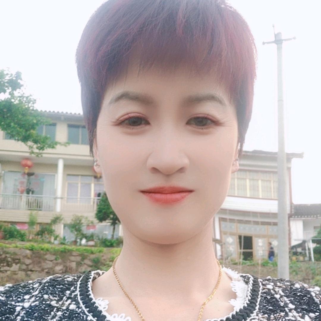 周红