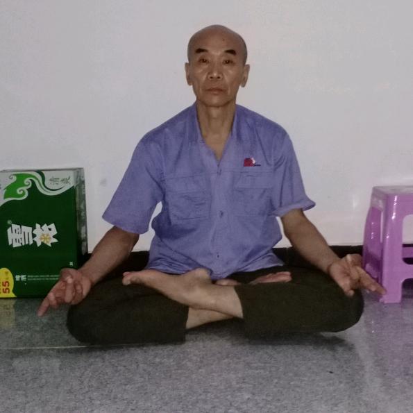 阿金(早5点晚不定时)