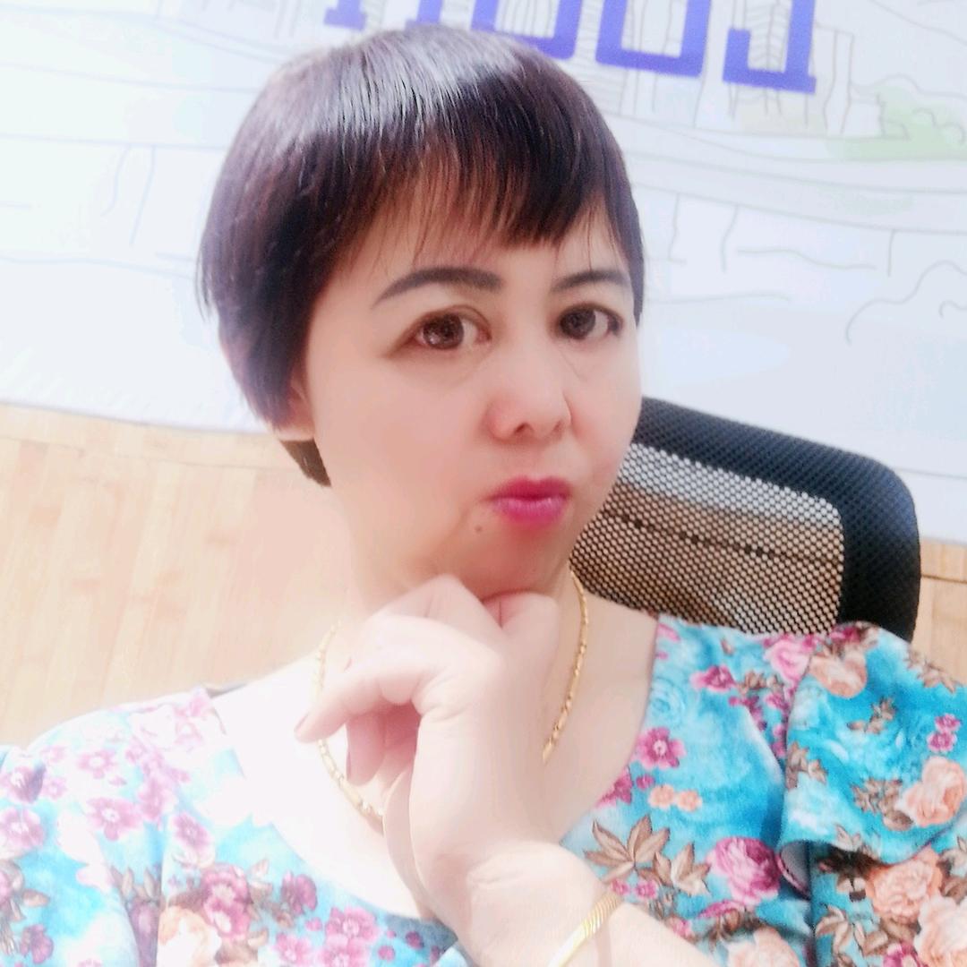 洛南县潮菲雅女装华阳路中段电信局对面