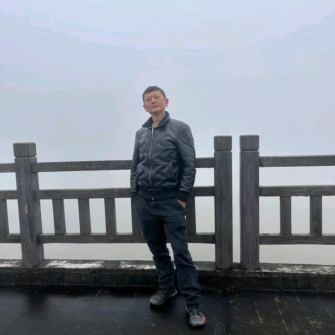 洲特墙顶 ：为你打造梦想家园。