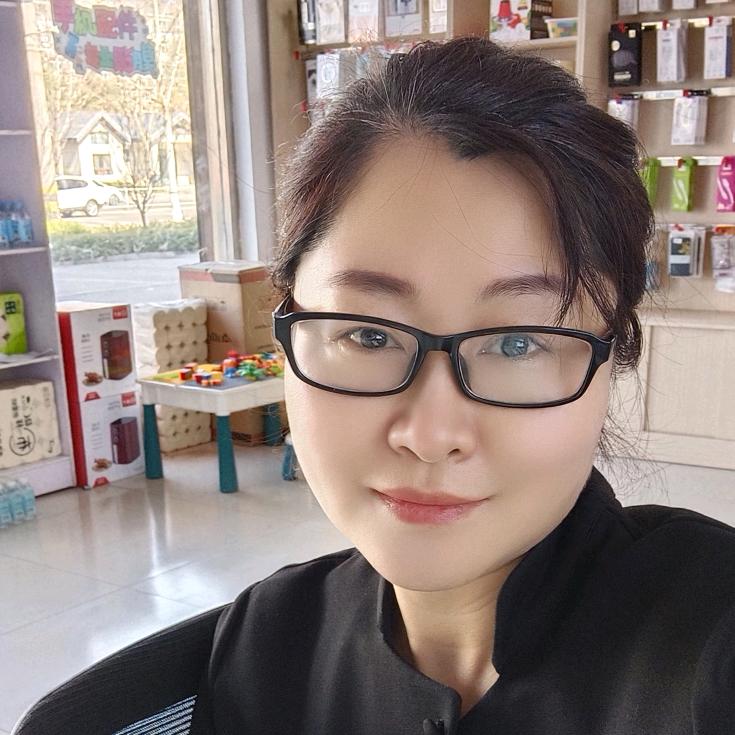 我是娜姐呀