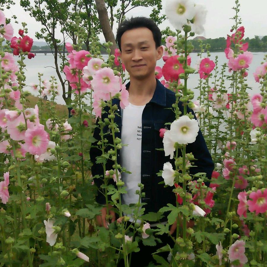 程彩平