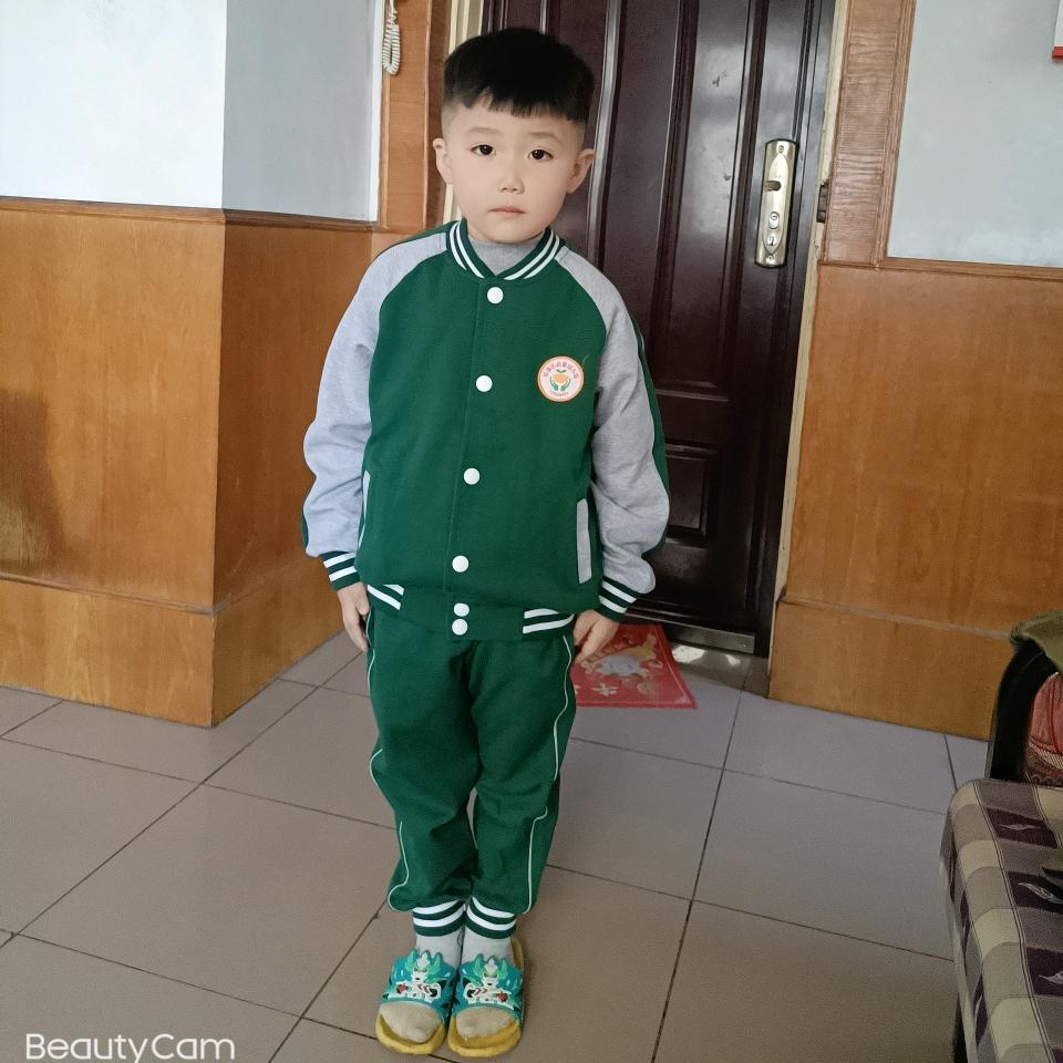 回幼儿园当老大