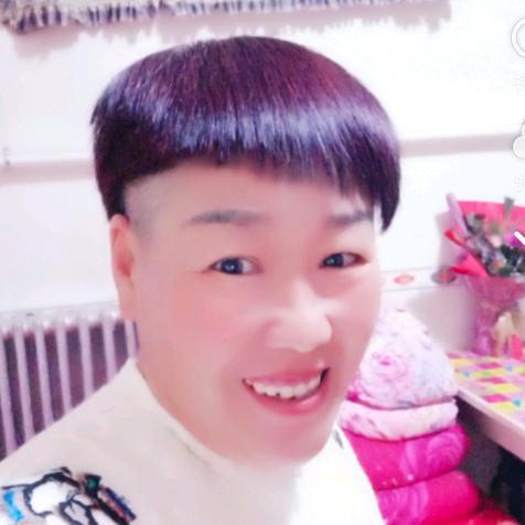 挑眉大姐