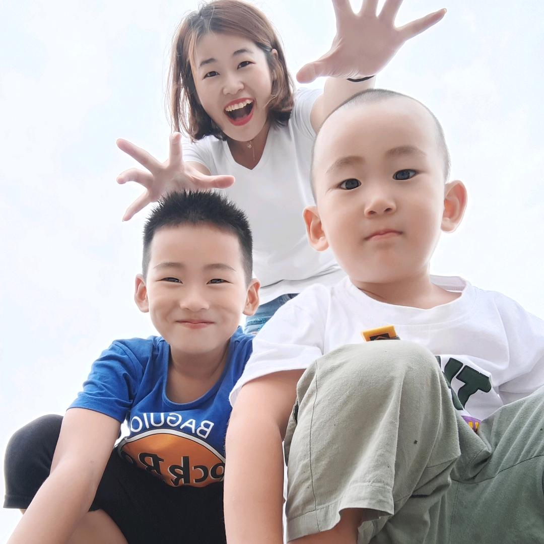 小剪刀美发荣荣