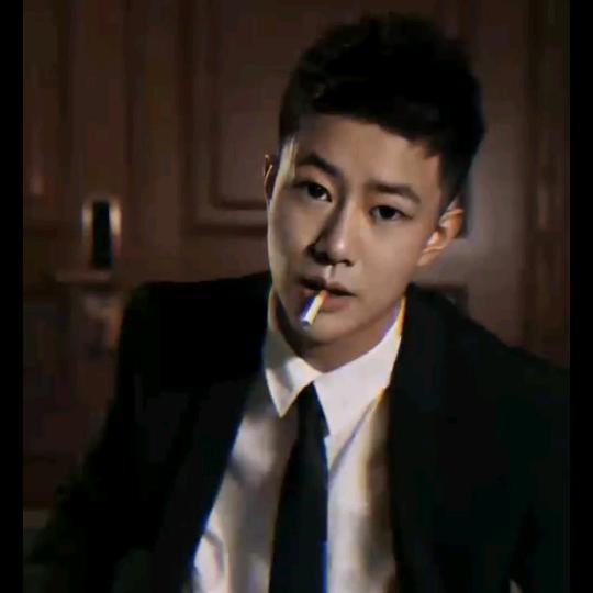 ꧁电灯泡两千瓦꧂