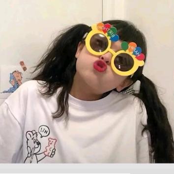 无名指的忧伤🍓