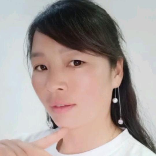 农村媳妇爱生活。琼姐