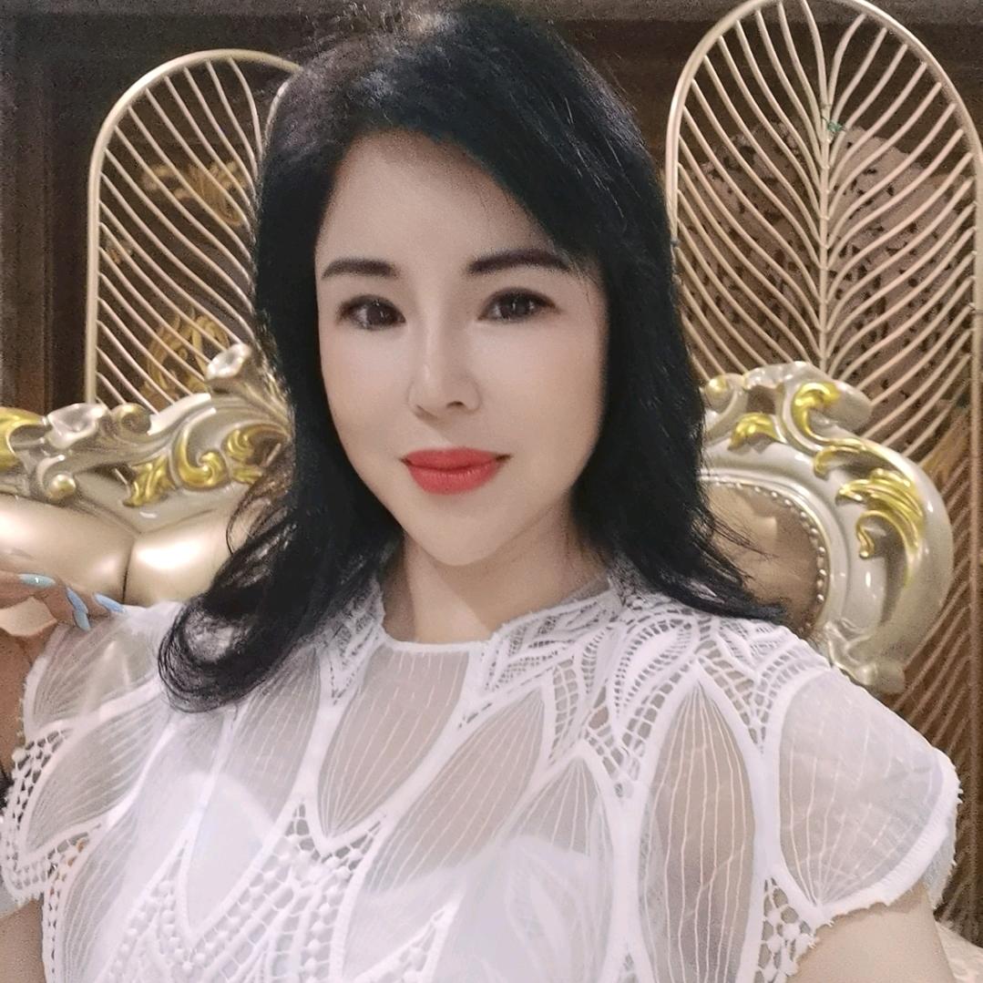 海蓝时见鲸