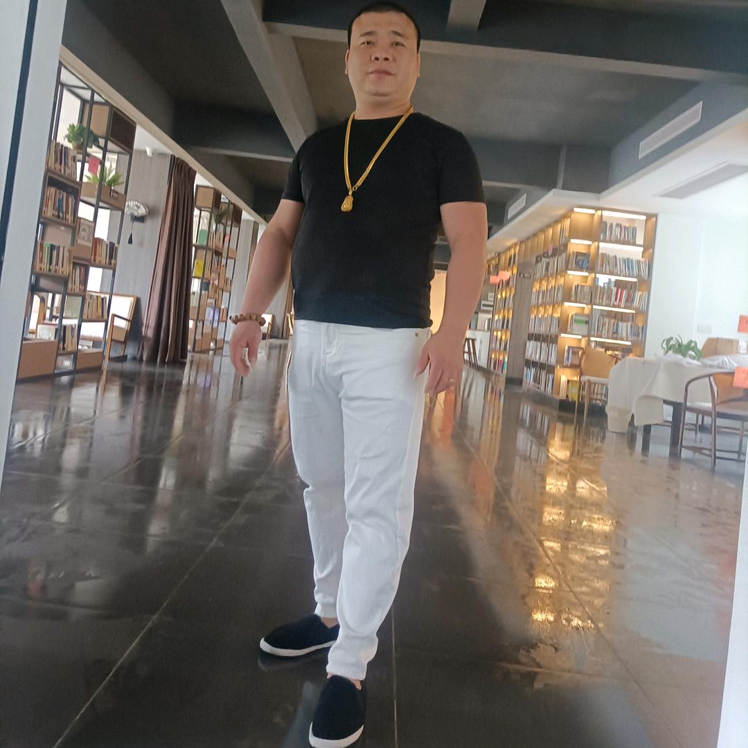 猛的拉缸（老表）