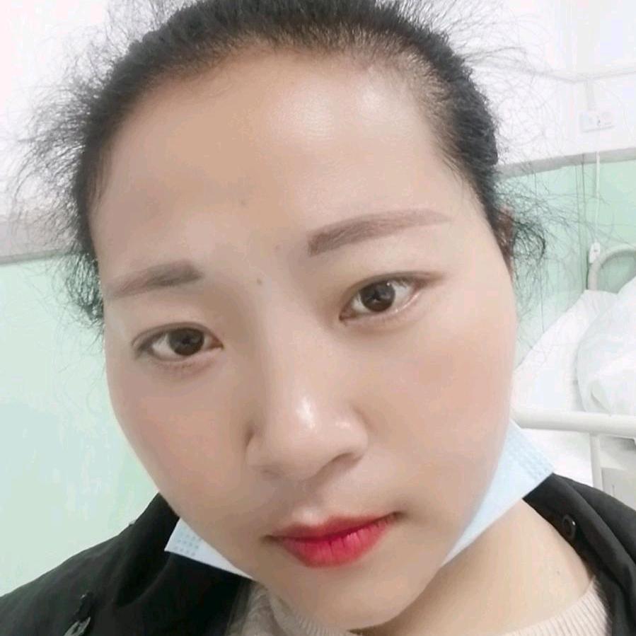 曹静