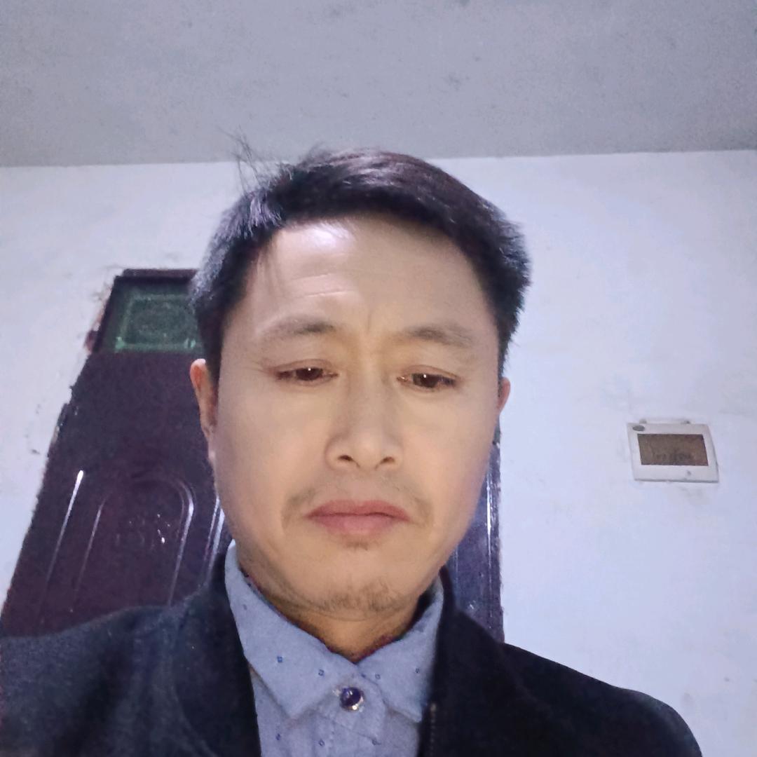 刚哥爱钓鱼