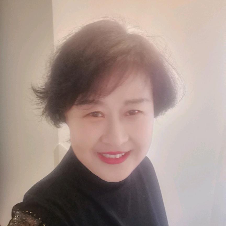 霞姐(62年的金虎)