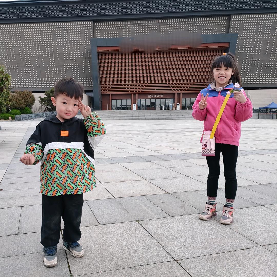 希翼爸爸会带娃