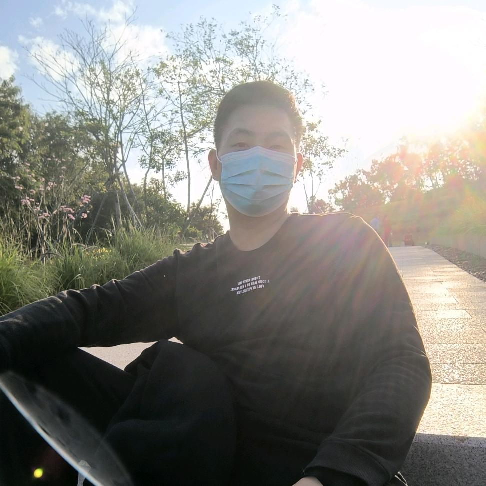 小梁在吗