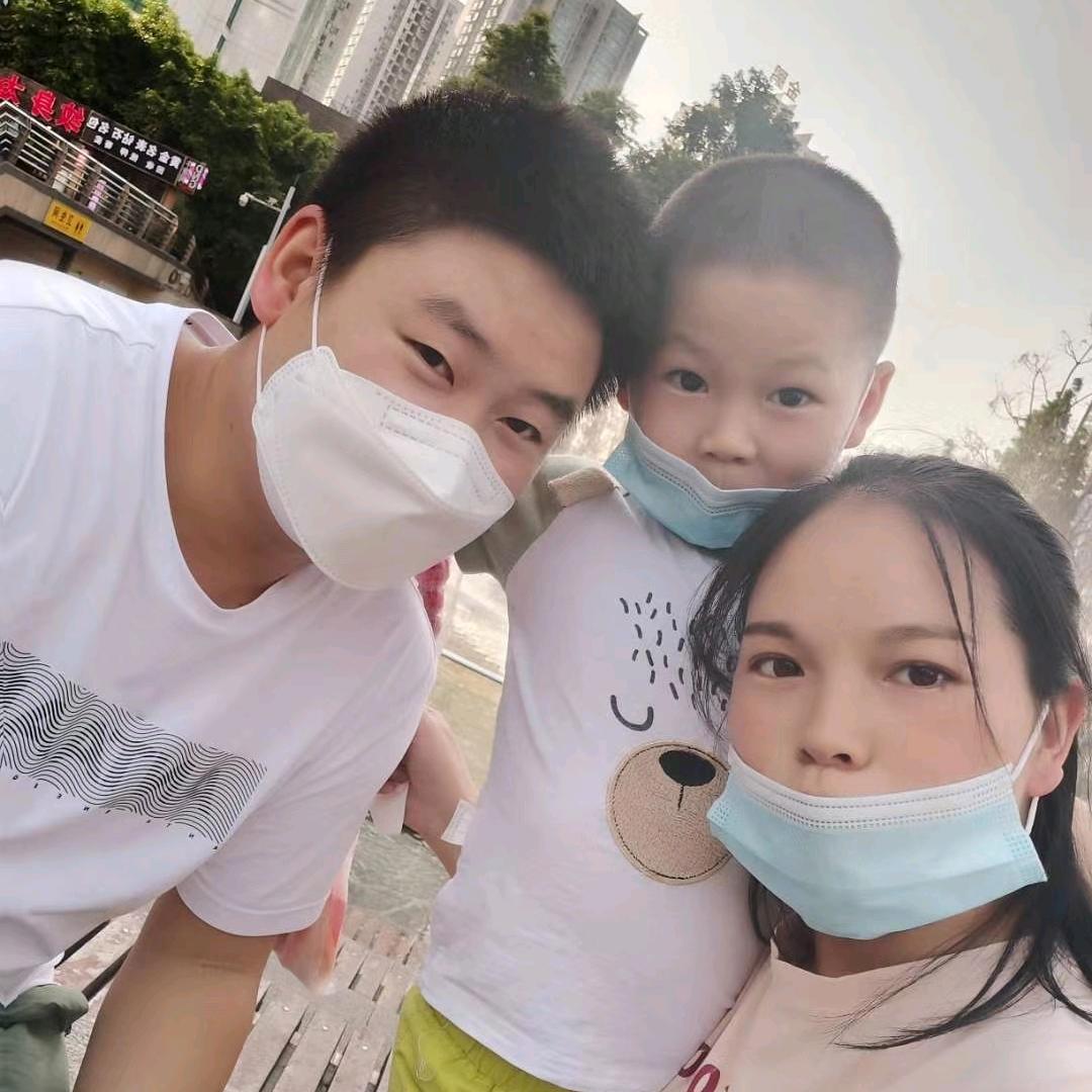睿睿晓晓的老爸
