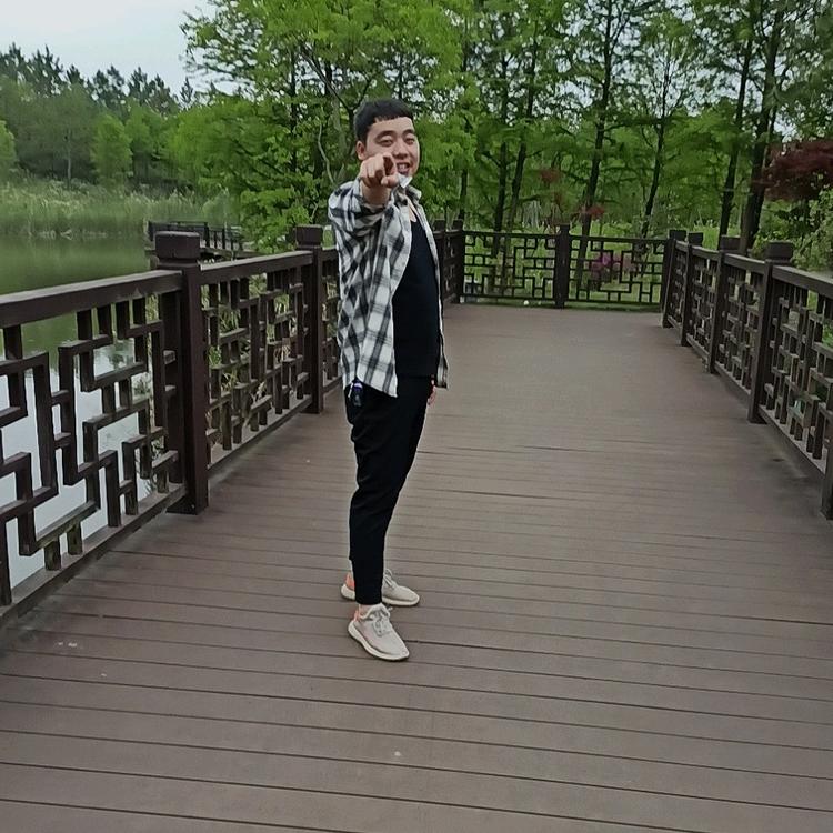 喝茅台吃咸菜