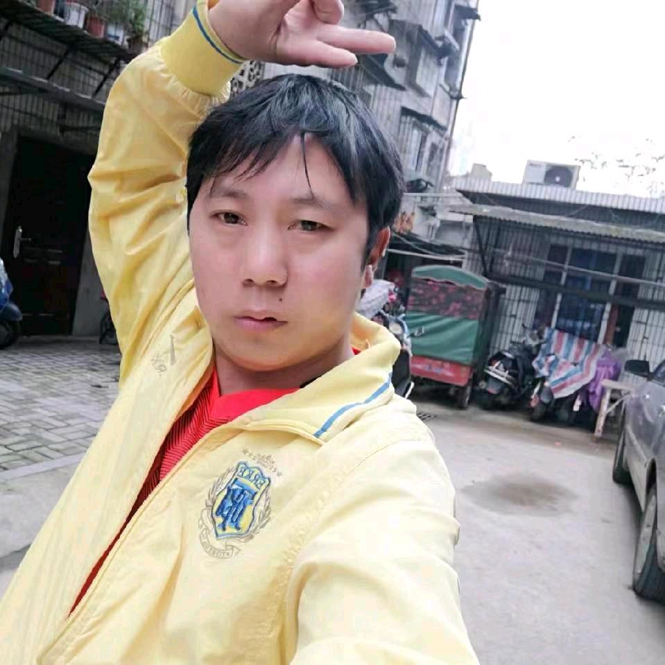 喵呜~小万