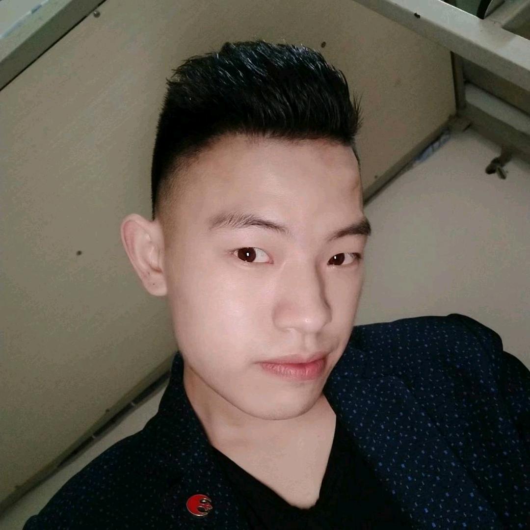 威廉𝓛𝓾𝓬𝓴𝔂