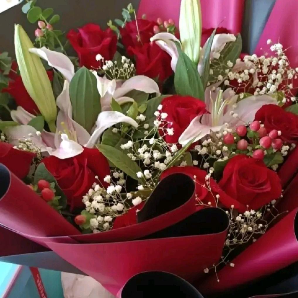 花好月圆🌹🌹🌹