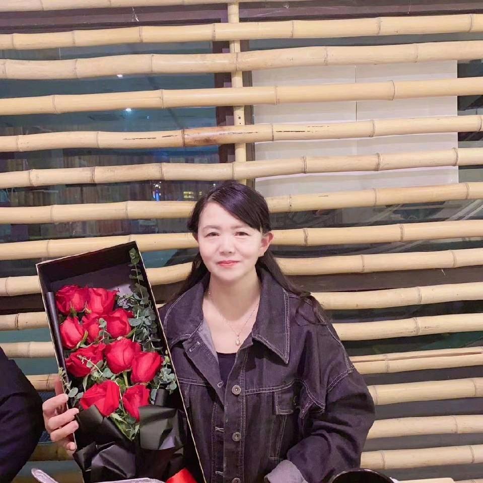 卢燕姐晚上7.15来了