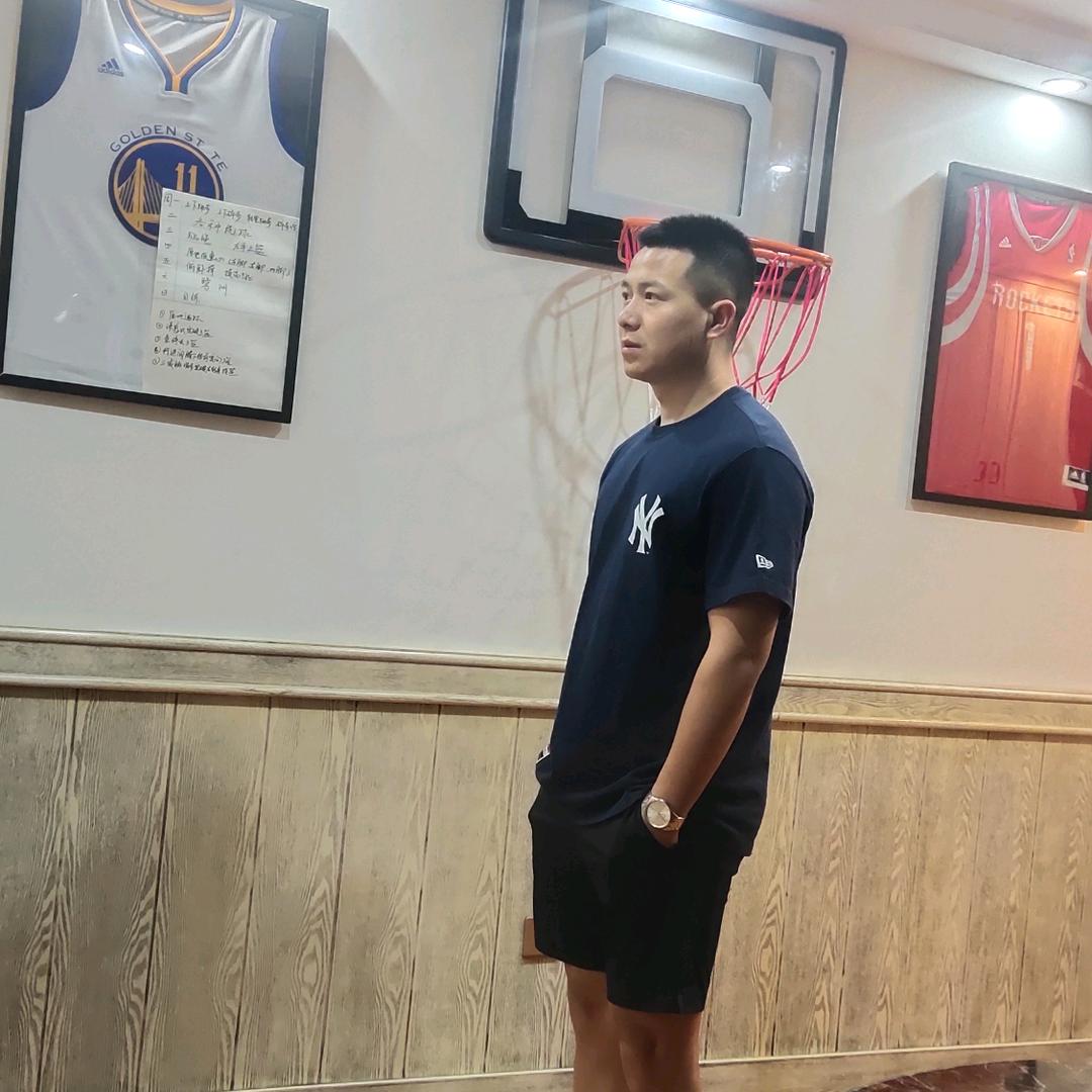 刘群光
