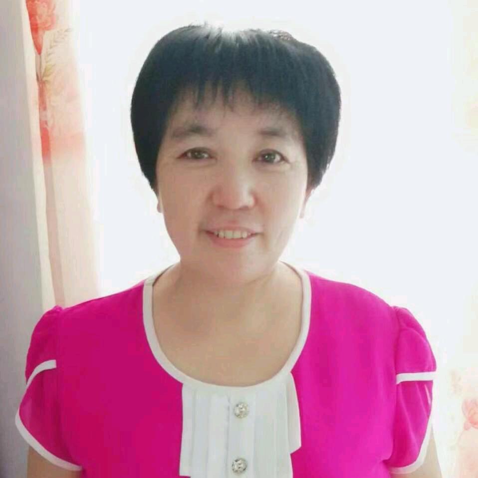 心想事成上午10点10巜首播聊天主播。》