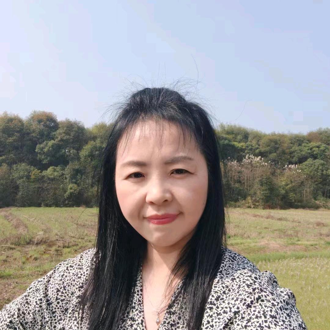 丽村小琴