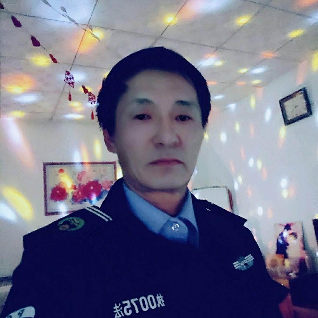《冰山上的来客》