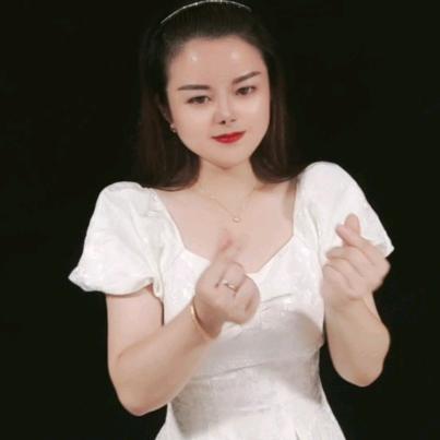 🍀小萝莉手势舞🍀