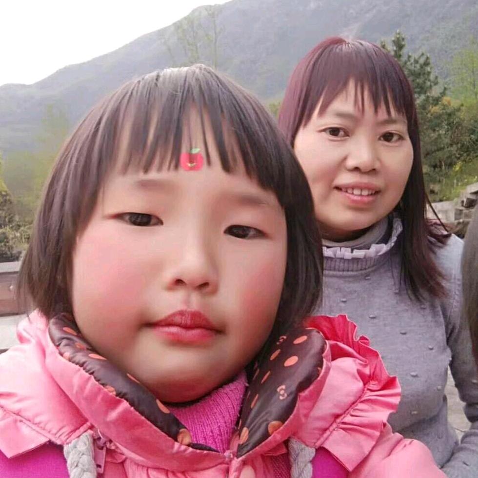 嫣 儿(恺心威笑)