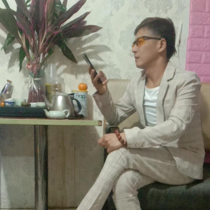 ①号发型总监💏