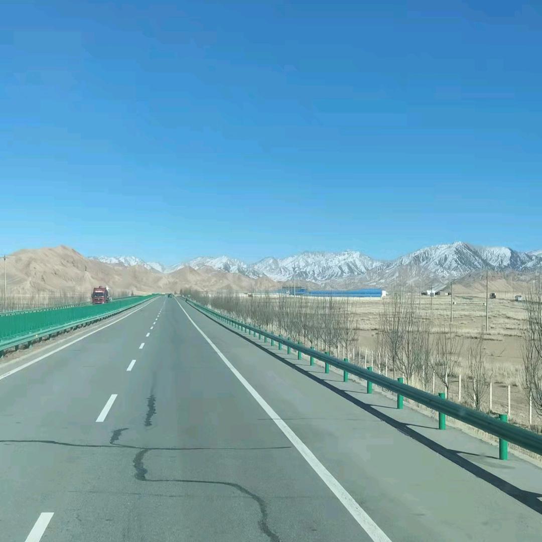 飞雪！伤感情歌