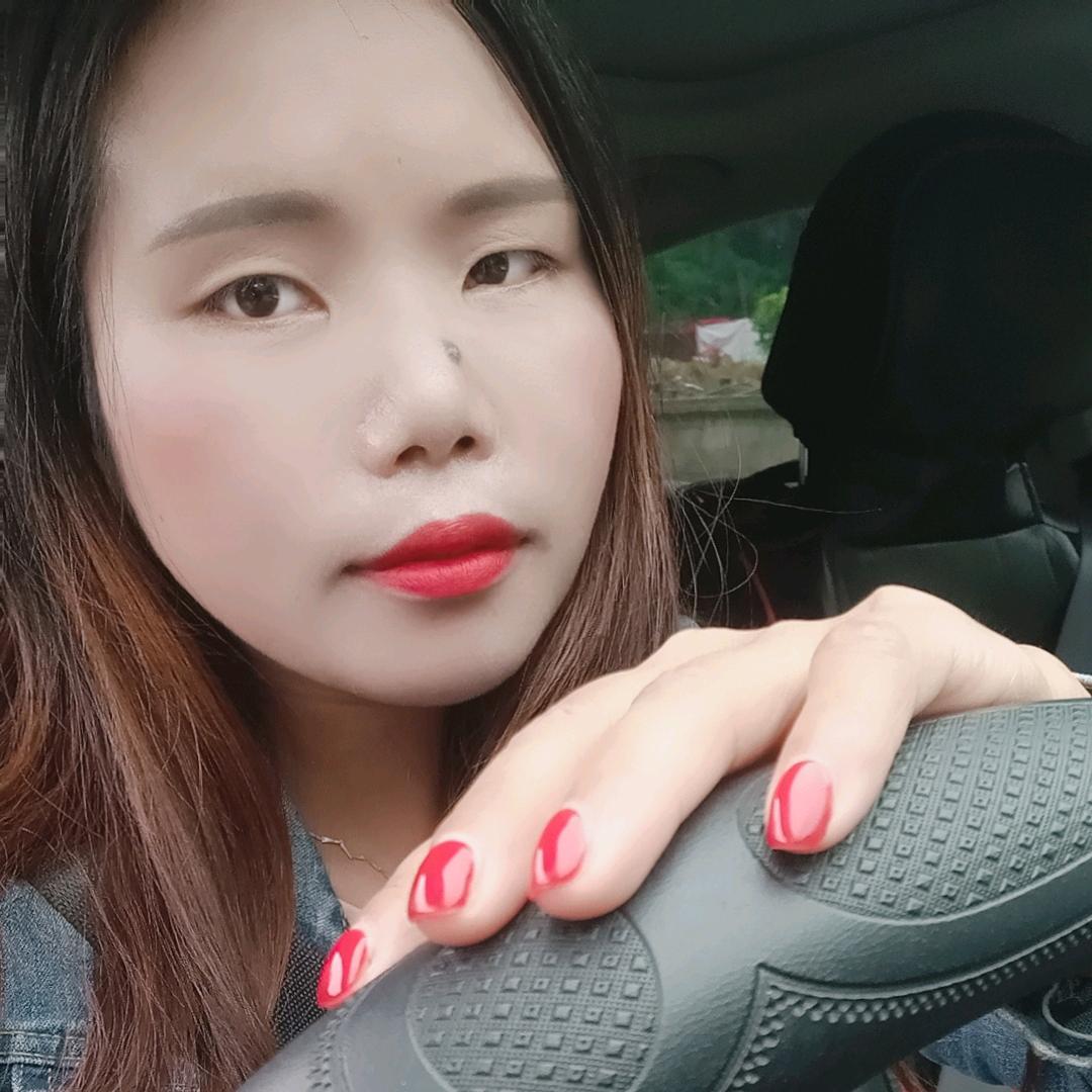 小英英💋💋
