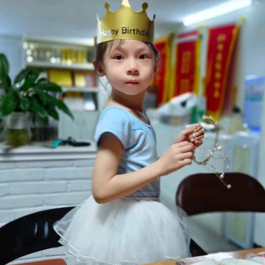 红红