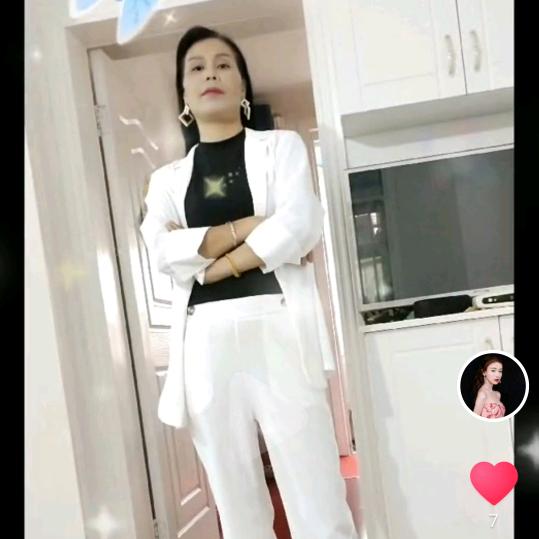 香香（拒绝私聊）