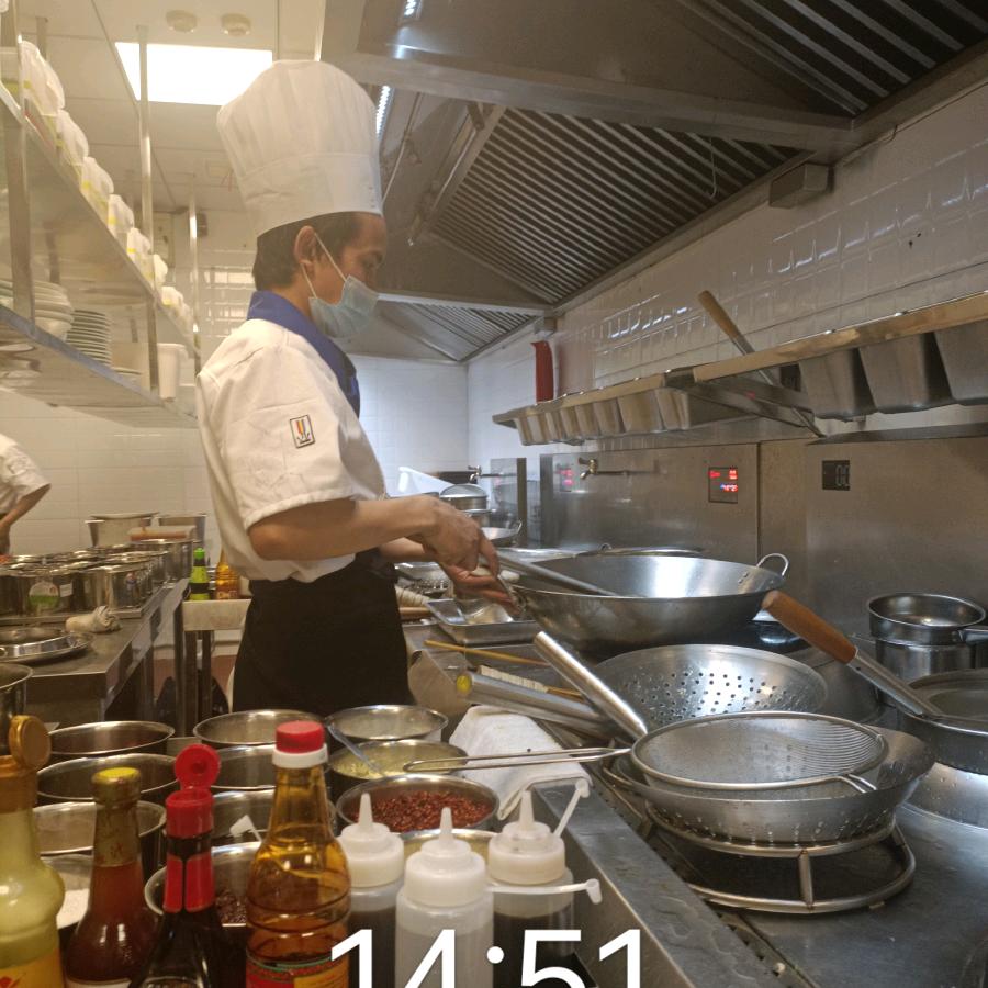 响水洞最年轻的主厨