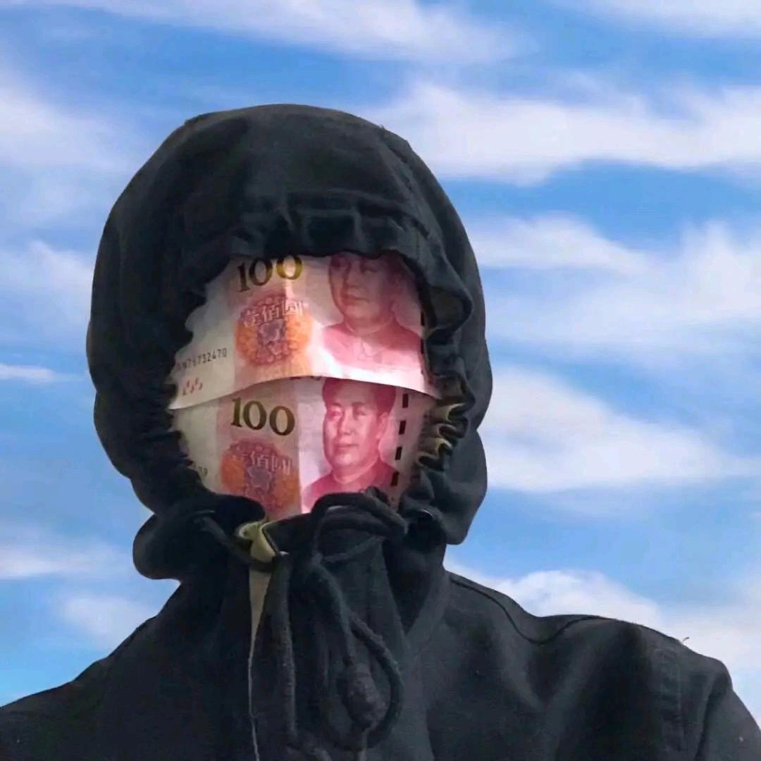 谈笑。