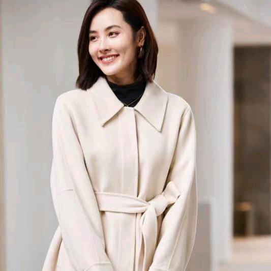 雅各卡洛羊绒丝绸工厂店