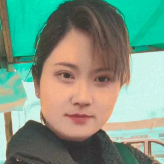 雪影  (小宇饭团😉)